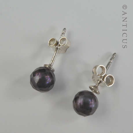 Small Black Pearl Faceted Stud Earrings.