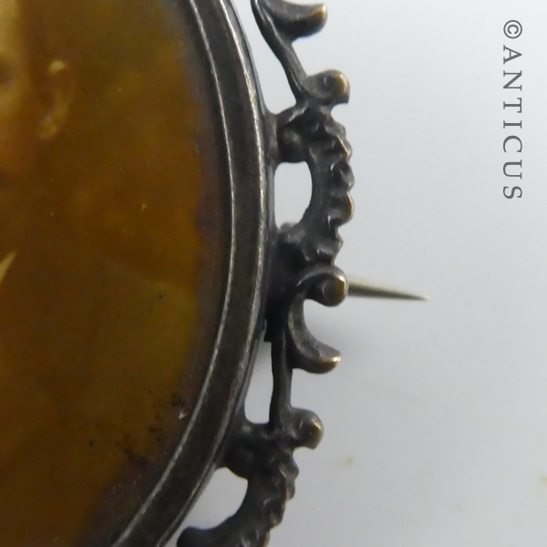 Victorian Photo Brooch.