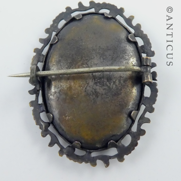 Victorian Photo Brooch.