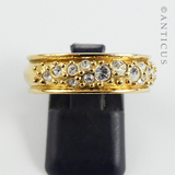 Dryberg Kern Ring with Crystals.