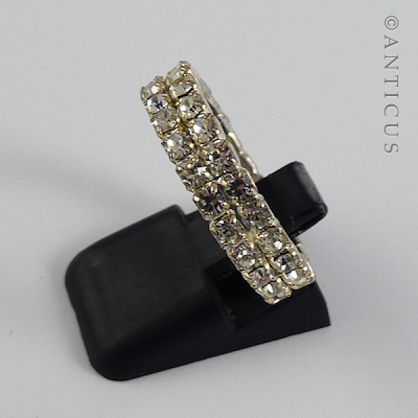 Bling Ring, Crystals.