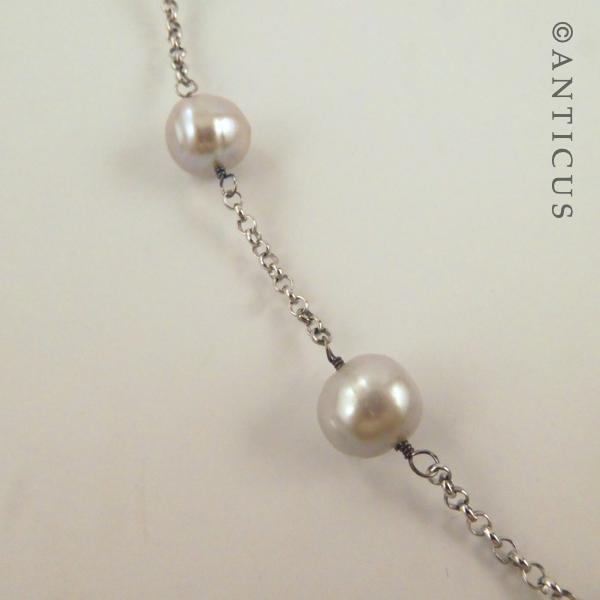 Grey Pearls and Silver Chain Necklace.