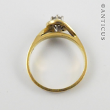 18ct Gold Cross-Over Cluster Ring.