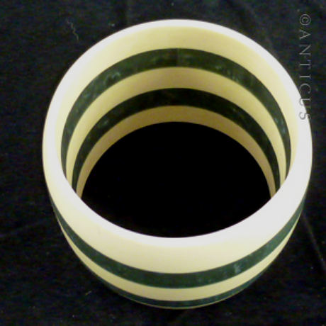 Large Inlaid Vintage Bakelite Bangle.