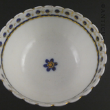 Georgian Period Porcelain Tea Bowl.