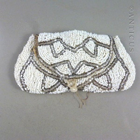 Small Beaded Evening Purse, Early 20th Century.