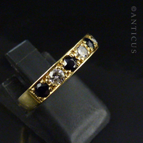 Vintage Ring, Sapphire and Diamond 18ct Gold.