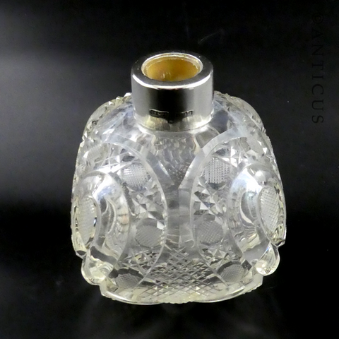 Cut Crystal Perfume or Scent Bottle, Victorian Period.