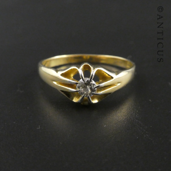 Vintage 18ct Gold and Diamond Ring.