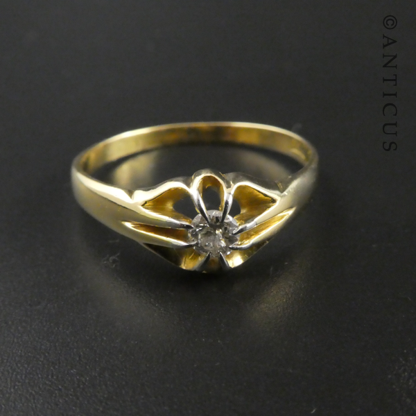 Vintage 18ct Gold and Diamond Ring.