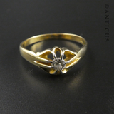 Vintage 18ct Gold and Diamond Ring.