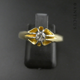 Vintage 18ct Gold and Diamond Ring.