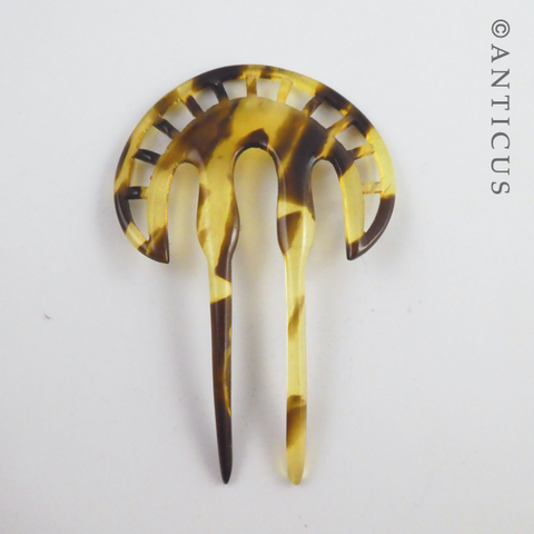 Tortoiseshell-Patterned Small Hair Comb.