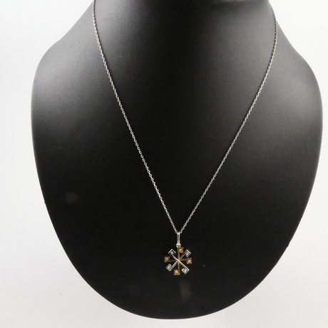 18ct Gold and Diamond Pendant