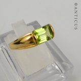 18ct Gold and Peridot Ring.