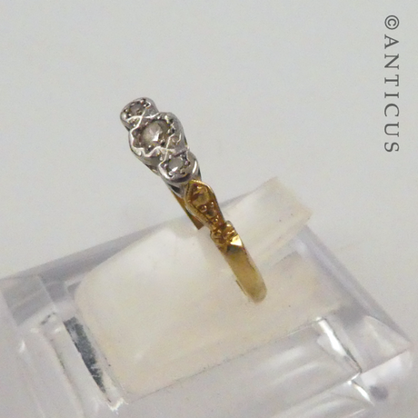 Antique 18ct Gold and Platinum 3 Diamond Ring.
