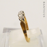 Vintage 18ct Gold Three Diamond Ring.
