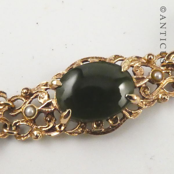Gold, Greenstone Jade and Seed Pearl Bracelet.